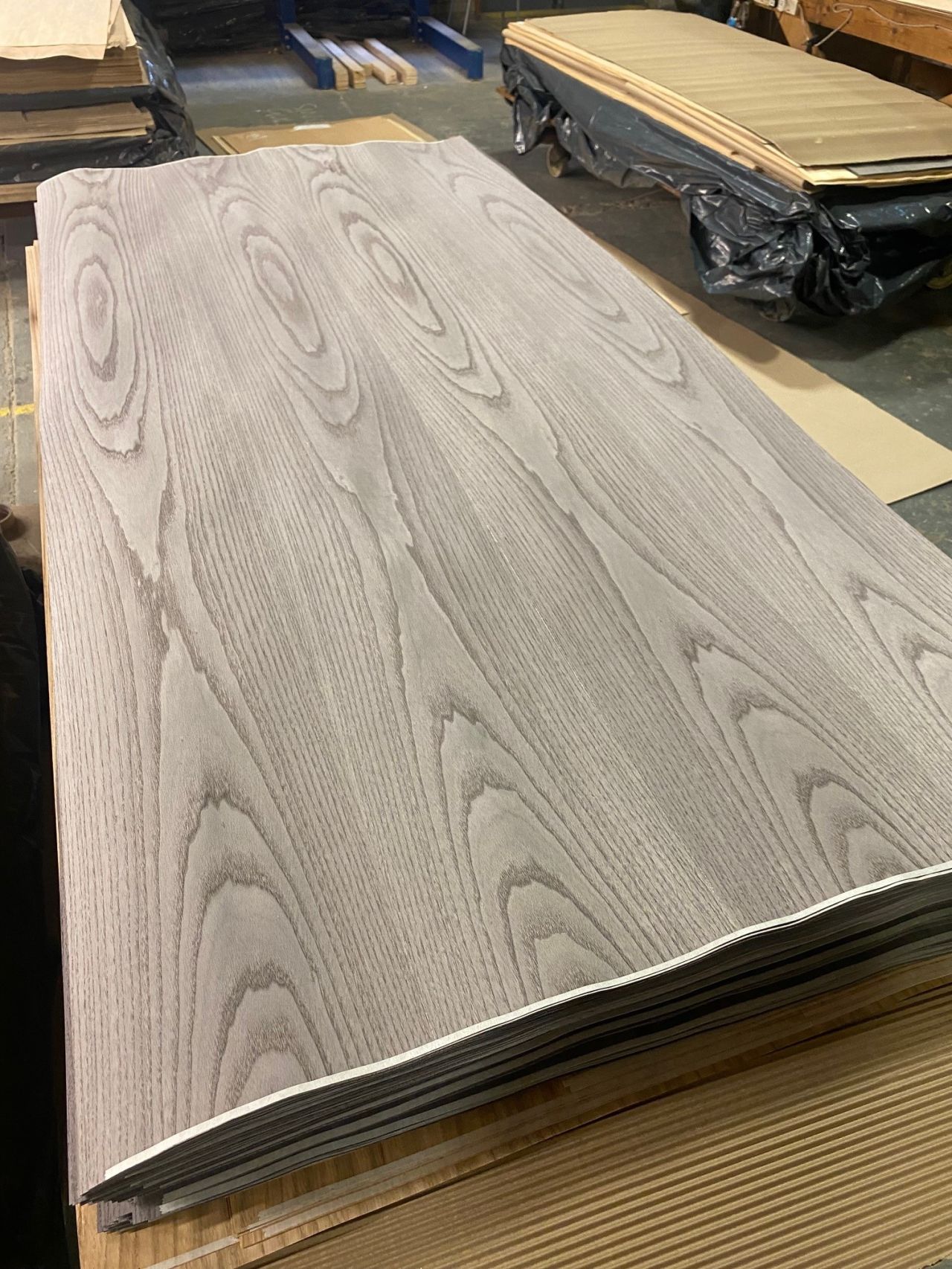 Wood Veneer - Ash GBF 112 - DF Richards Veneers