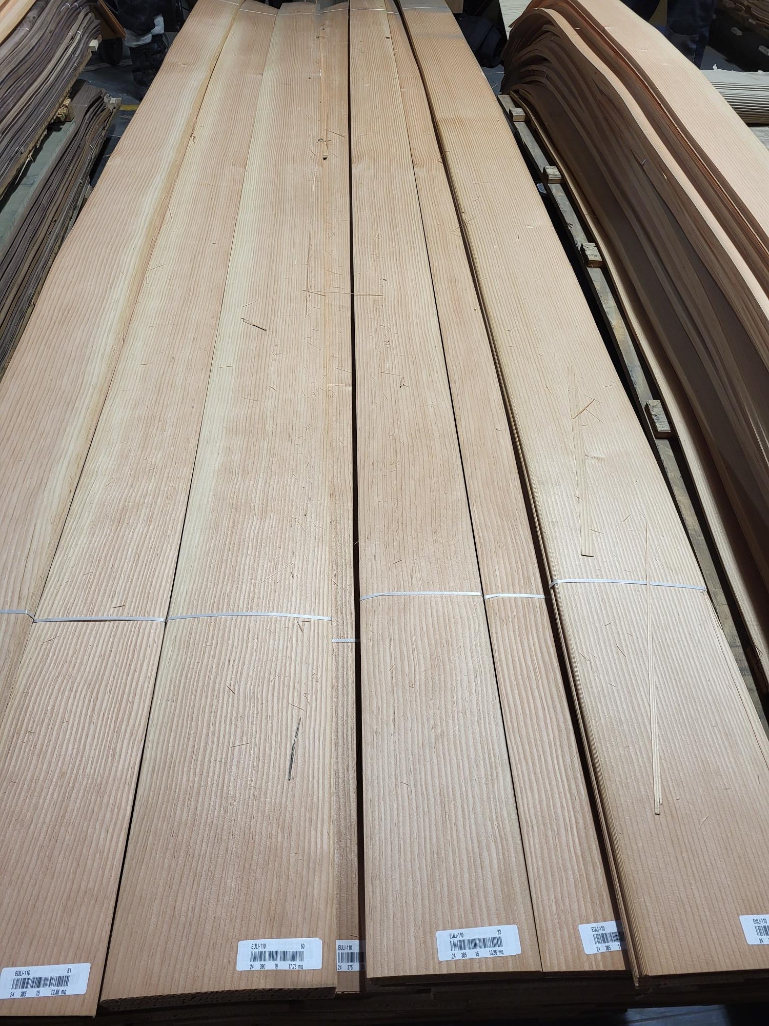 Wood Veneer - Douglas Fir - DF Richards Veneers