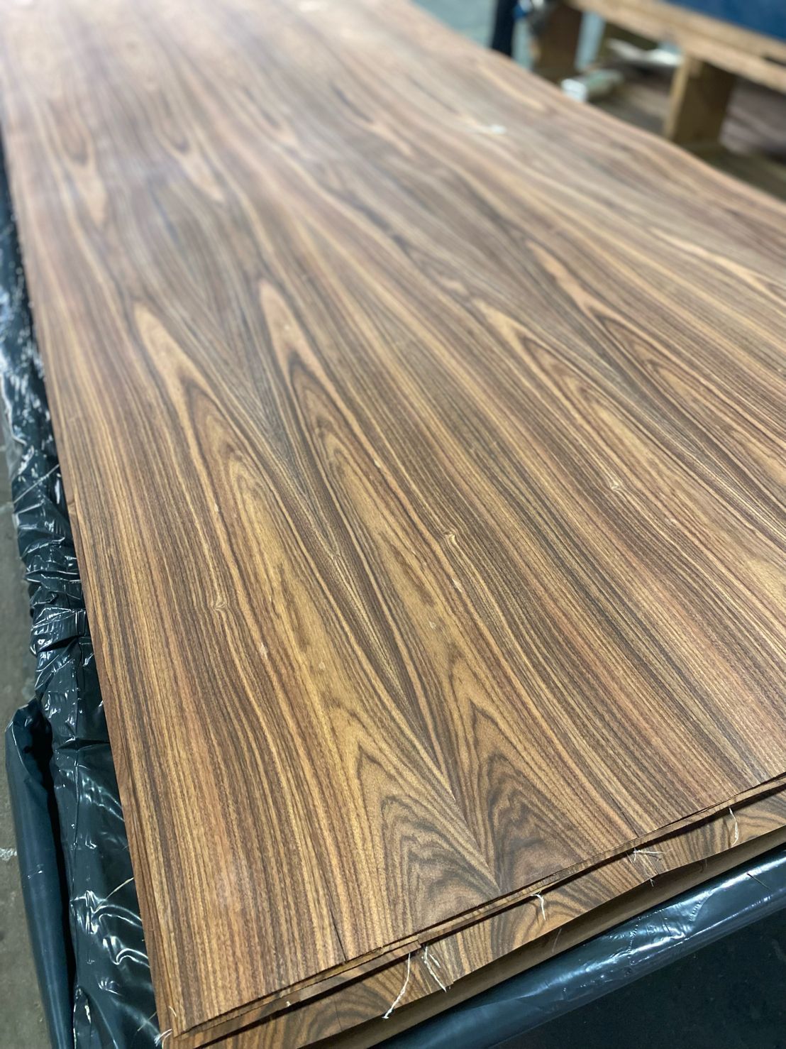 Makassar Holz Ebenholz Brett SaRaiFo ebony Blume 62x21-21,5cm x 50mm | . de Makassar Holz Ebenholz Brett SaRaiFo ebony Blume 62x21-21,5cm x 50mm | . de